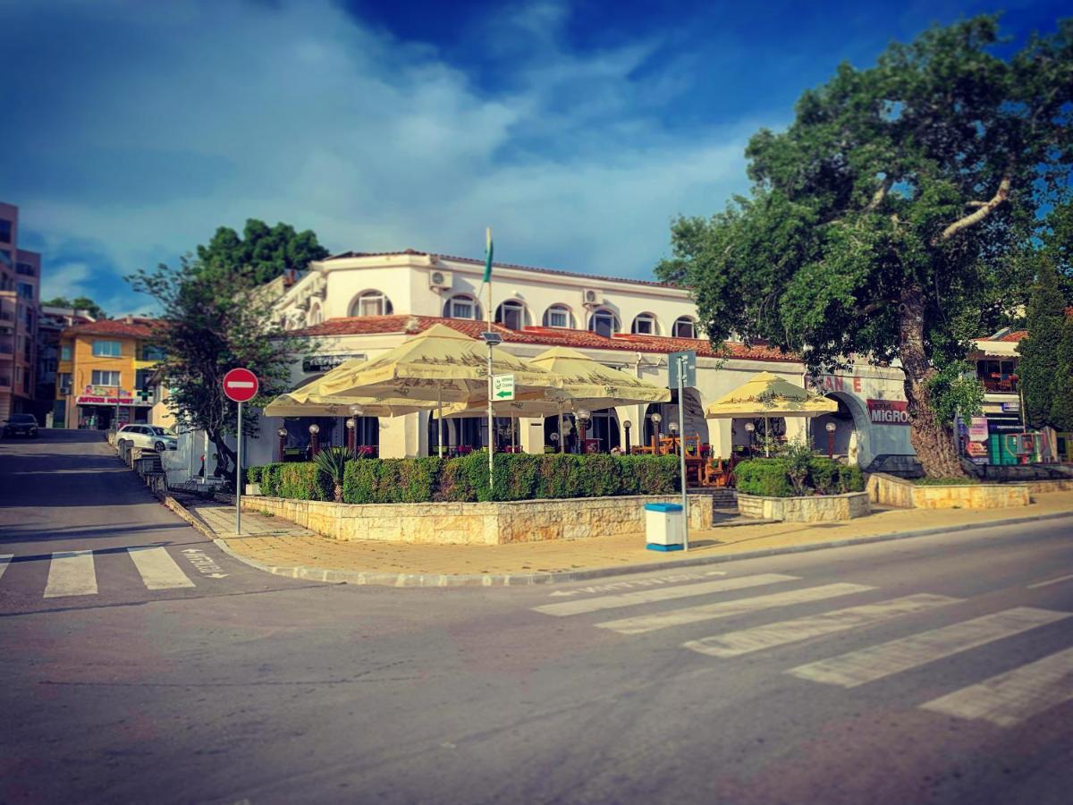 Sea Square Hotel Balcsik Kültér fotó