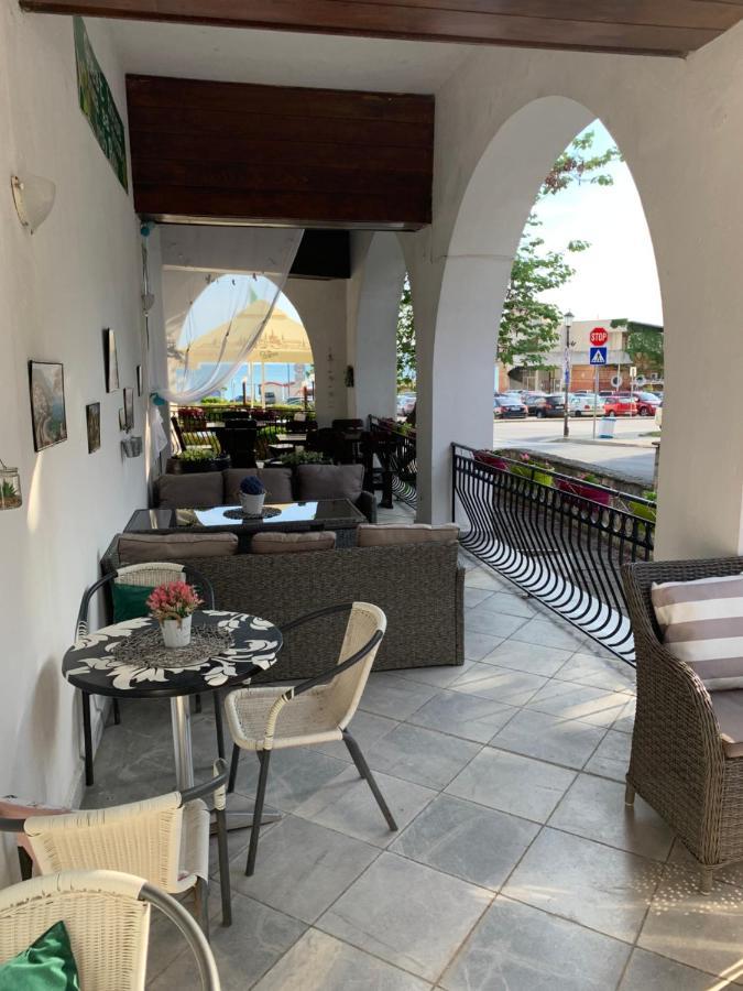Sea Square Hotel Balcsik Kültér fotó