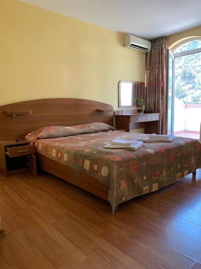 Sea Square Hotel Balcsik Kültér fotó