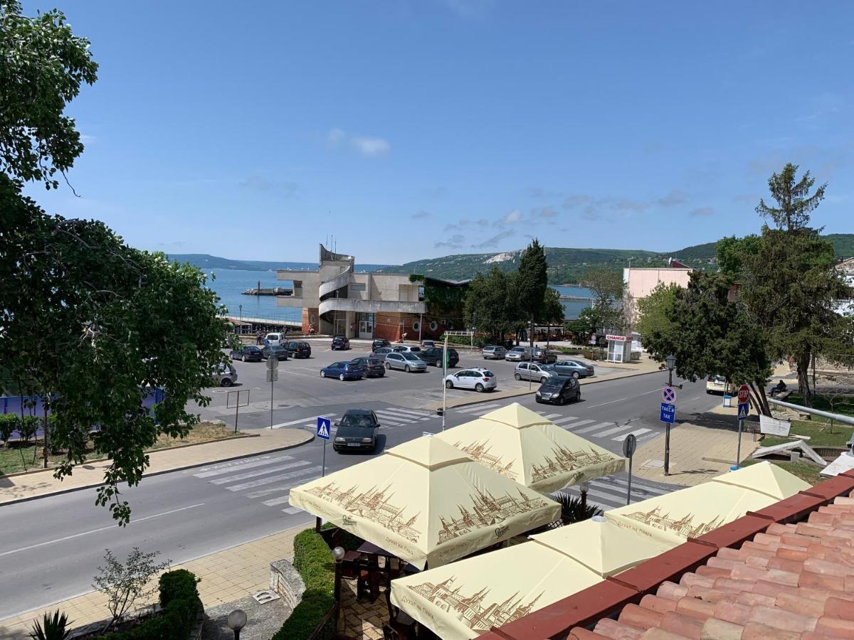 Sea Square Hotel Balcsik Kültér fotó